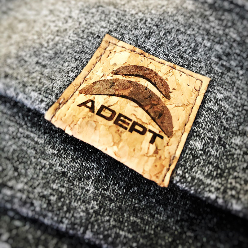 Étiquette_Adept Étiquette_Adept